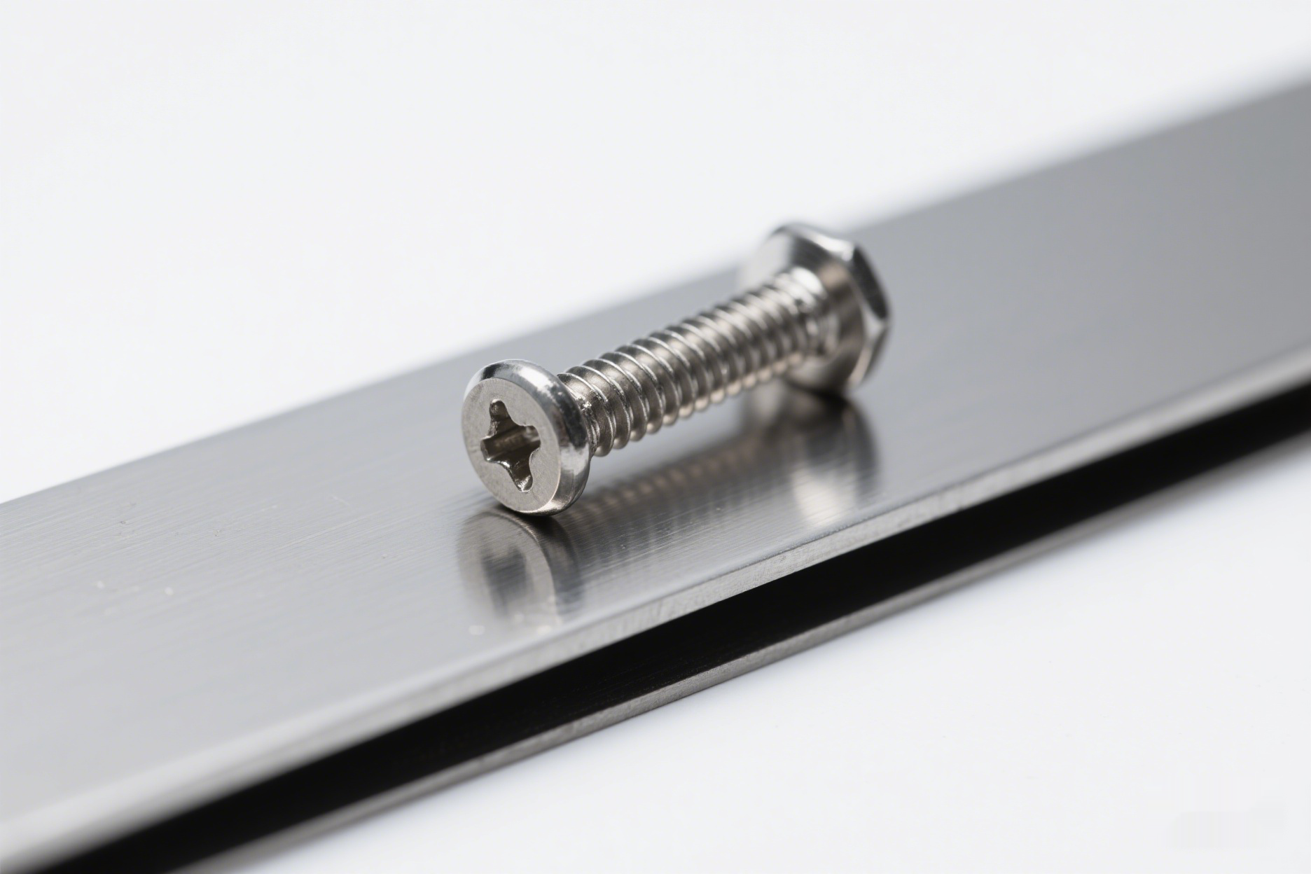 电梯门系统螺丝